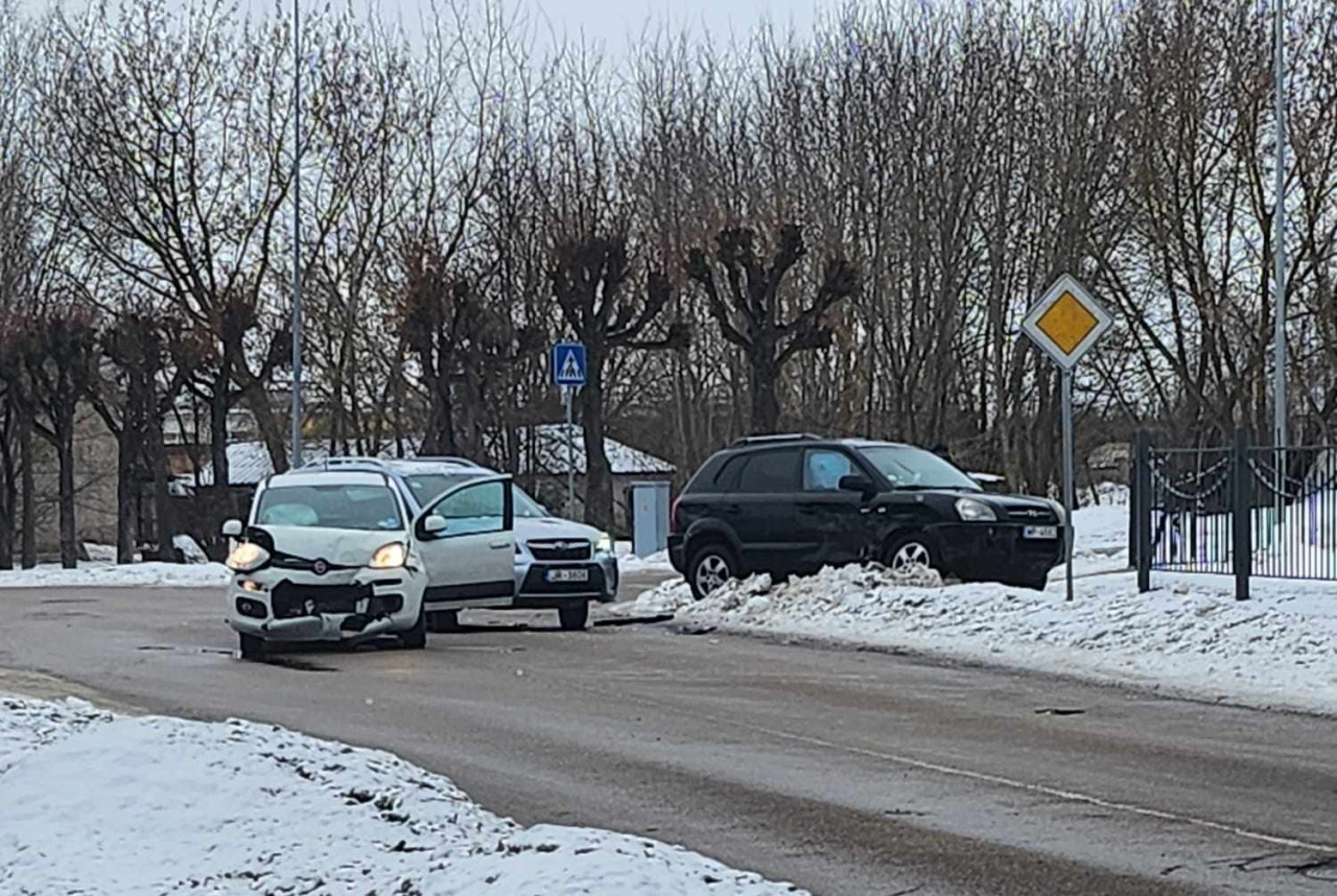 Авария в Резекне на перекрестке улиц Дарзу и Кр. Вальдемара.