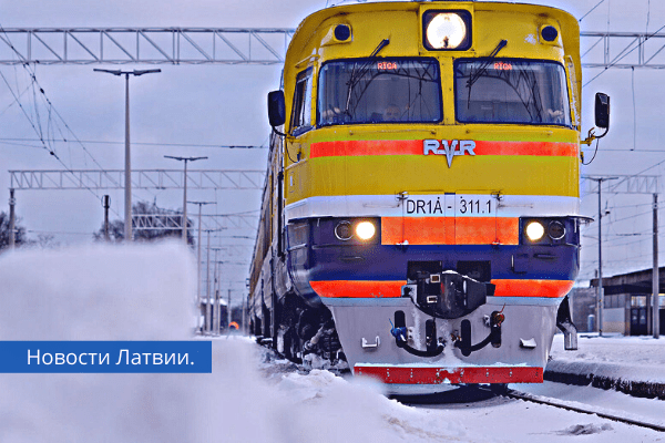 Железнодорожный коллапс из-за снегопада поезда задерживаются почти на час.