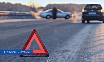 В воскресенье на дорогах Латвии случались аварии каждые 2-10 минут.