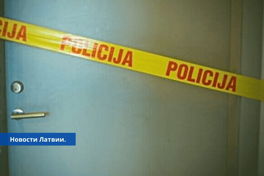 В Латгалии полиция задержала мать по подозрению в убийстве 3-летней дочери.