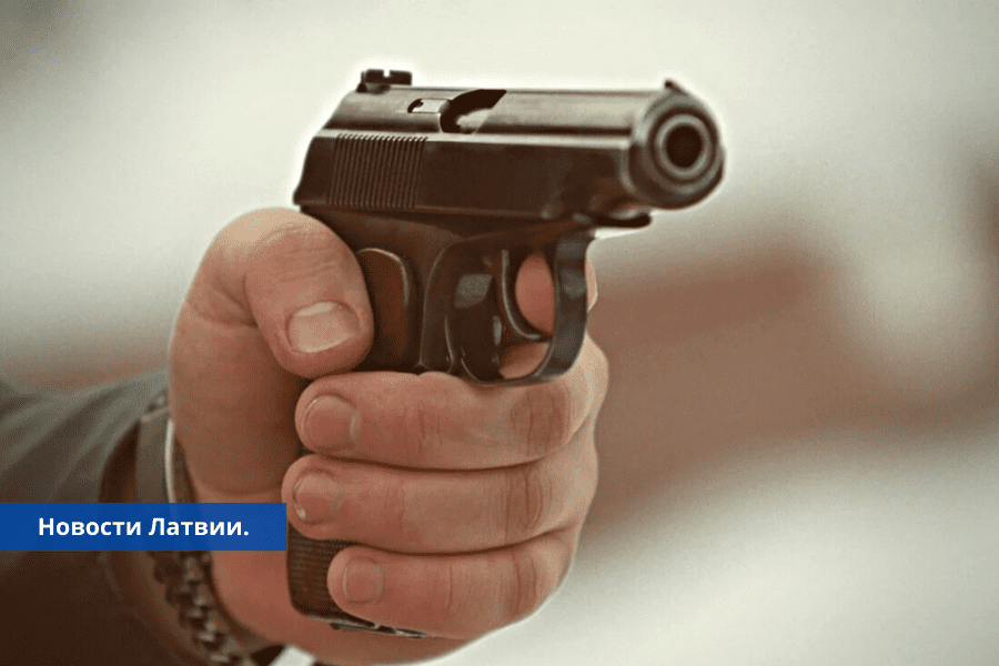 СМИ в Даугавпилсе застрелили криминального авторитета.