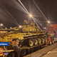 На выставку: в Латвию из Украины везут уничтоженный российский танк.