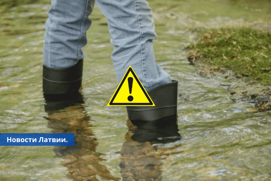 Наводнение депутаты попросили правительство объявить ЧС в Аугшдаугавском крае.