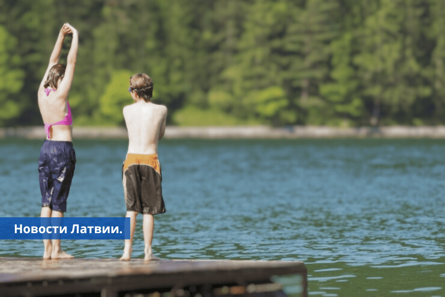 Качество воды во всех официальных местах для купания Латвии соответствует требованиям.