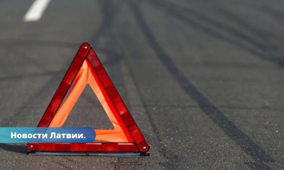В аварии в Резекненском крае погиб человек.