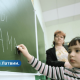 Директор школы переводить ребенку на русский это неэффективно. Почему