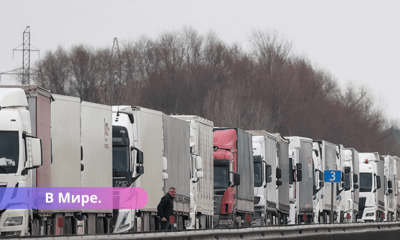 Polijas kravas automašīnu vadītāji bloķēja robežu ar Ukrainu.