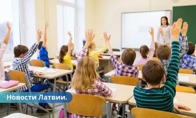 Вместо русского языка школы планируют изучать немецкий, французский и испанский.