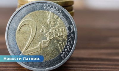 Сотни тысяч фальшивок в ЕС много поддельных монет 2 евро.