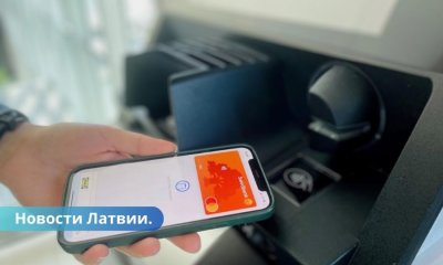 Swedbank вводит бесконтактные банкоматы. В чем новая функция