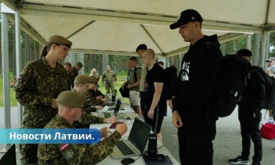 К службе в армии Латвии приступили 435 призывников.