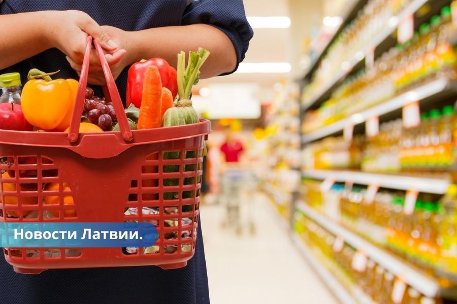 Названы самые популярные продукты питания в Латвии в 2023 году.