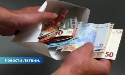 Минблаг предлагает обязать работодателей информировать VID о выплате зарплат наличными.