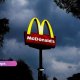 Массовое отравление в McDonald’s в США: один человек умер.