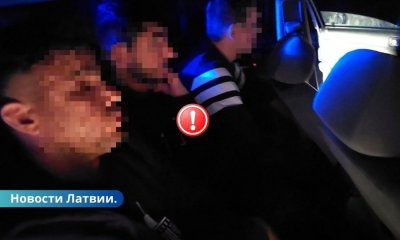 Перевозчики грабили нелегальных мигрантов и угрожали им.