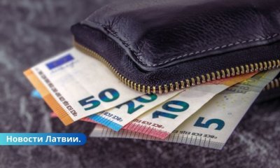 Работающим родителям на год подняли пособие по уходу за ребенком.