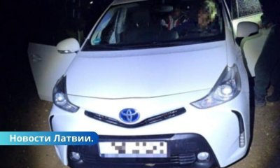 В Латгалии задержан гражданин Литвы за перевозку нелегальных мигрантов.