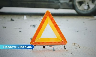 Десять человек пострадали в ДТП, в Латвии за один день: статистика за субботу.