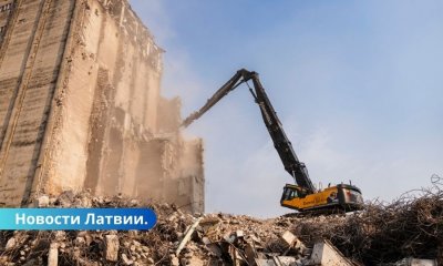 Фото: Латыши демонтируют сложный индустриальный объект в Литве.