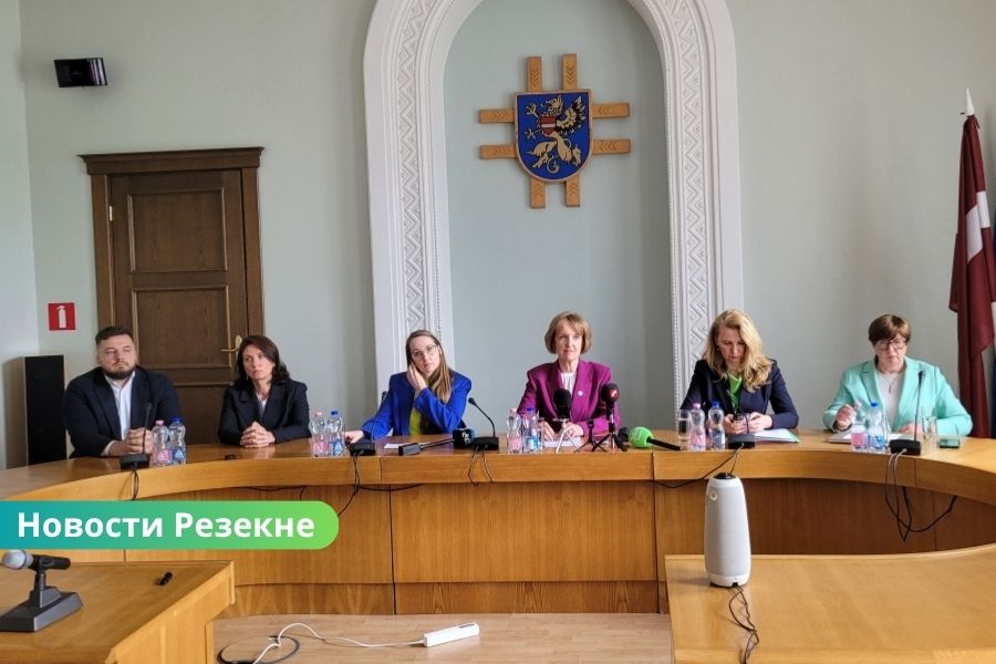 Министерства обещают усиленный контроль над Резекненской думой.