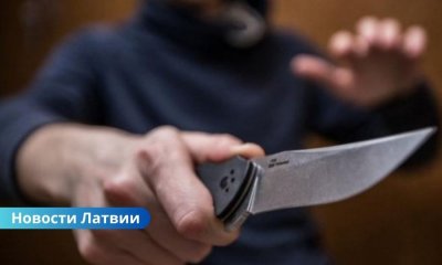 В Латвии пьяный мужчина пытался напасть с ножом на полицейского.