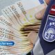 В Риге задержан "денежный мул", выманивший у пенсионерки 25 000 евро.