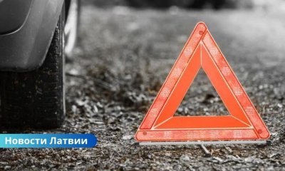 ДТП в Лудзенском крае: водитель скрылся, а пассажир выпал из машины.