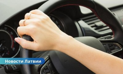 Планируют ужесточить требования для водителей, которые обучают людей с "белыми правами.