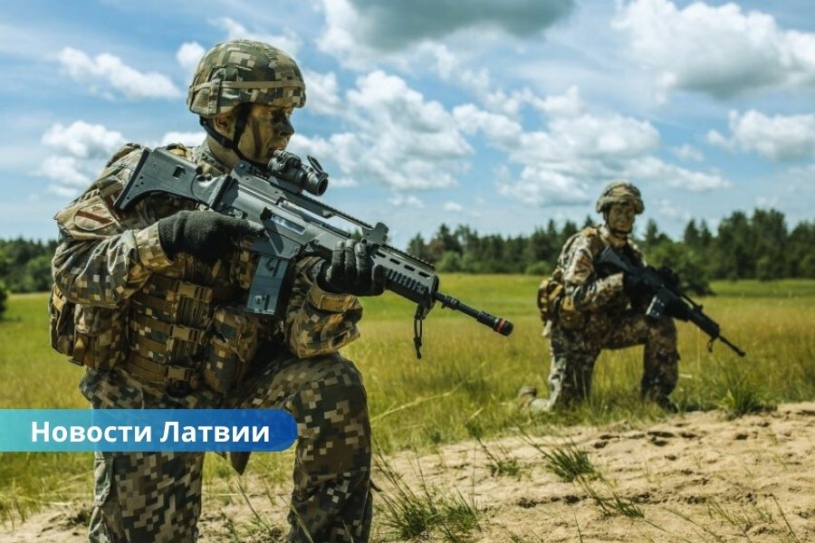 В полной боевой экипировке: в Латвии пройдут учения Земессардзе.