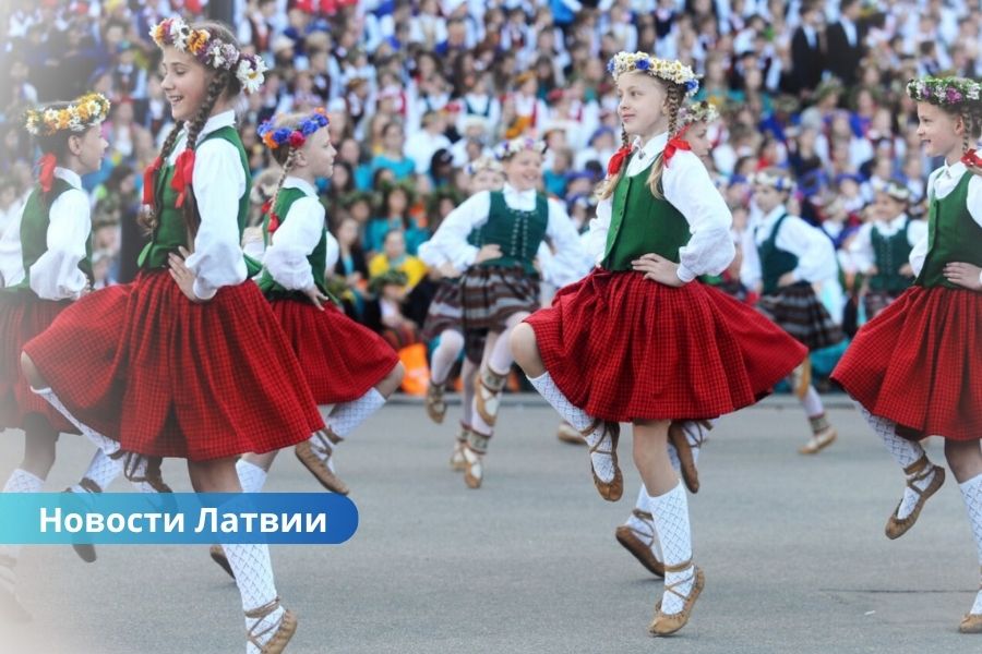 В Риге стартует XIII Праздник песни и танца школьной молодежи.