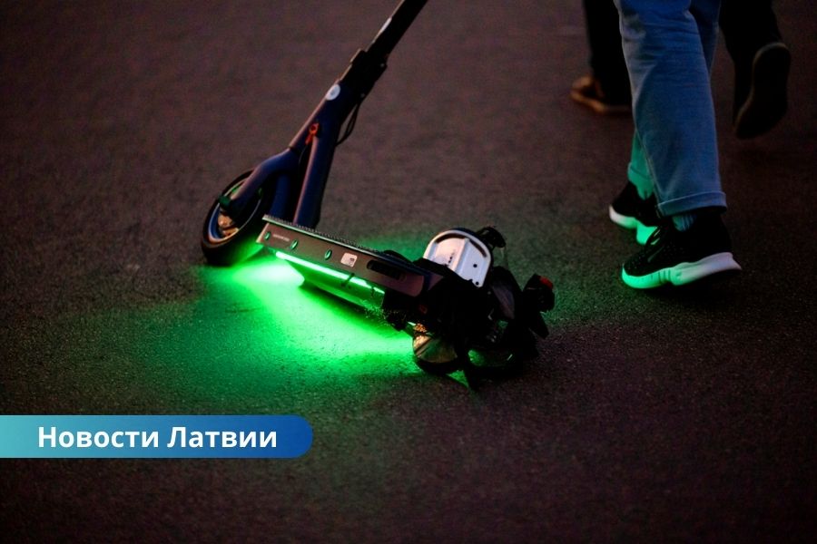 В Латвии в ДТП пострадали 122 водителя электросамокатов.