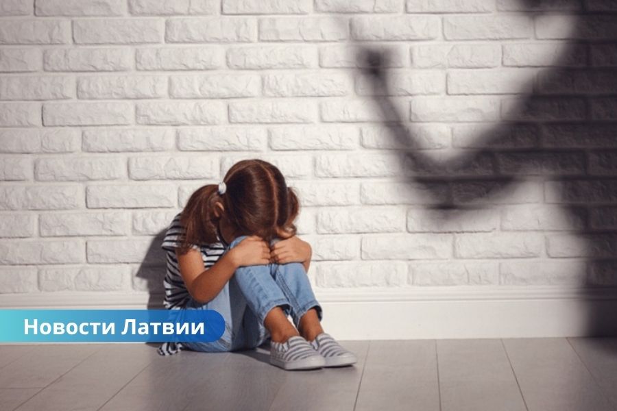 2025 - Латвия, дети, опека, приемные семьи, гостевые семьи, Министерство благосостояния, защита прав детей В Латвии каждый день из семей изымают четверых детей — Минблаг призывает к активному участию общества.