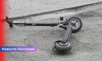 В Карсаве произошло ДТП с электросамокатом и авто: водитель самоката госпитализирован.