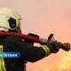 В Риге пожарные вытащили мужчину и собаку из огня, а в Елгавском крае спасли человека из перевёрнутой лодки.