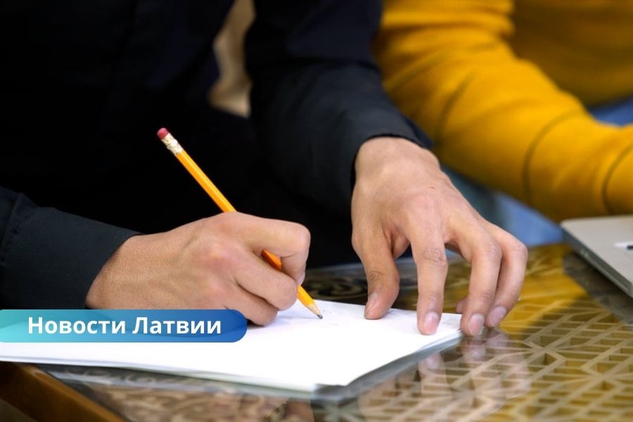 Латвия закон о труде, сверхурочные, коллективный договор, рабочее время, трудовые права, простои, четыре рабочих дня, Минблаг Латвии, зарплата, трудовое законодательство. Сверхурочные под ударом? Правительство Латвии поддержало спорные поправки в Трудовой закон.