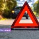 Трагедия в Латгалии: водитель погиб после столкновения с деревом.