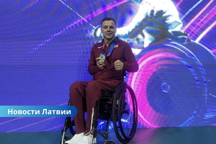 🥈 Латвиец Дмитрий Валайнис взял серебро на чемпионате мира по парафехтованию в Южной Корее.