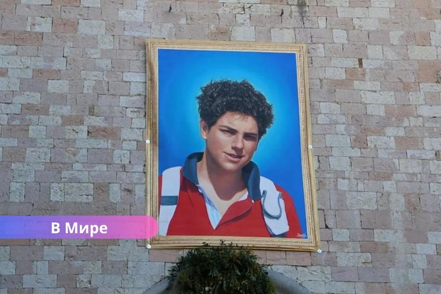 «Инфлюэнсер Бога»: Папа Лев XIV впервые канонизировал миллениала.
