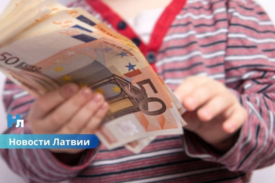 В Латвии меняют систему поддержки семей: новые пособия и больше социальных гарантий