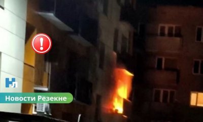 🚨 ВИДЕО ⟩ пожар на балконе в Резекне: соседи рассказали о странном поведении владелицы квартиры.