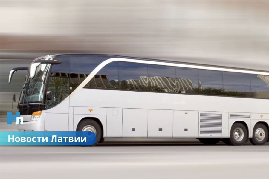 Польша закрыла границу с Беларусью: новые автобусные маршруты идут в обход через Латвию.