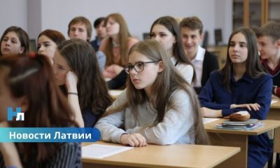 Треть школ в Латвии испытывает трудности с переходом на обучение на латышском языке.