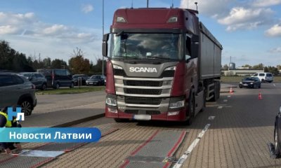 Фура в Латвии перевесила норму на 16 тонн — полиция оштрафовала на крупную сумму.