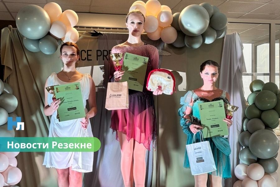 ⛸️ Юные фигуристки из Резекне покорили лёд Марупе: золото и бронза на “ICE PREMIUM AUTUMN CUP 2025”!