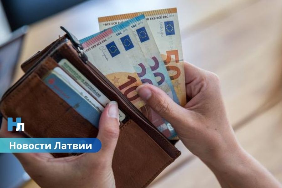 Правительство отложило рассмотрение реформы пенсий по выслуге лет.