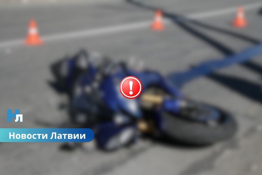 Подробности: ДТП в Тукумсе - погиб ребенок, ехавший на мотоцикле без шлема с пьяным водителем.