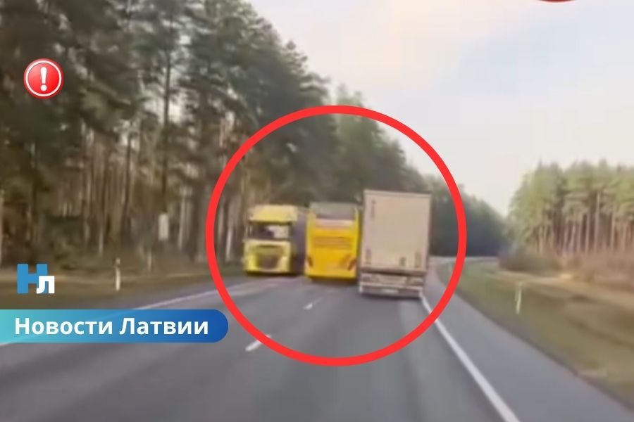 🚍 Опасный обгон на трассе: автобус Ecolines вытеснил фуры на обочину — видео вызвало возмущение в сети.