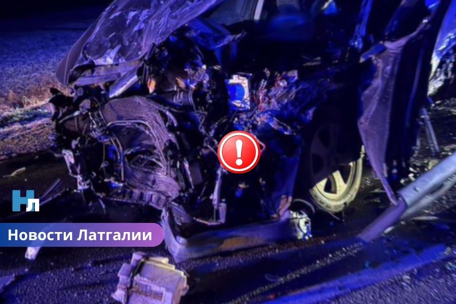 Страшная авария в Латгалии: ребёнок погиб, мать в реанимации.