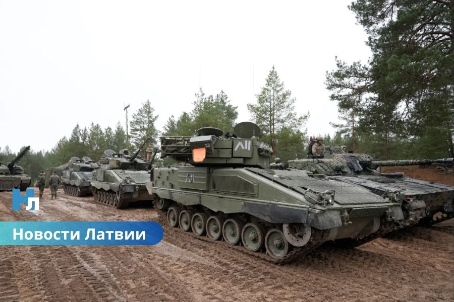 Учения NATO: танки, стрельбы и дроны готовят Латвию к защите будущего.
