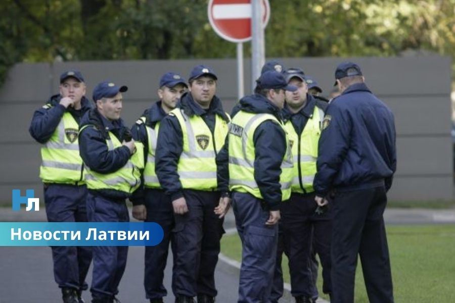 Полиция готовится к массовому протесту на Домской площади — ожидаются ограничения движения.